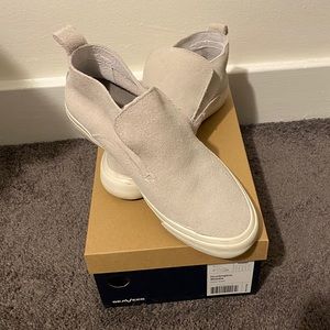 SeaVees Huntington middie light gray suede shoes